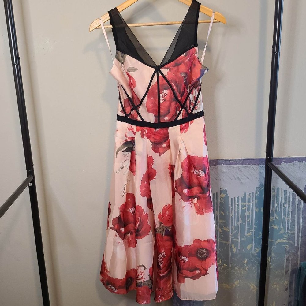 NEW! Lovely WHBM floral dress
